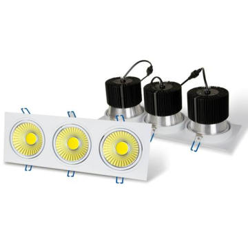 Platz 3 x 6W COB LED Scheinwerfer